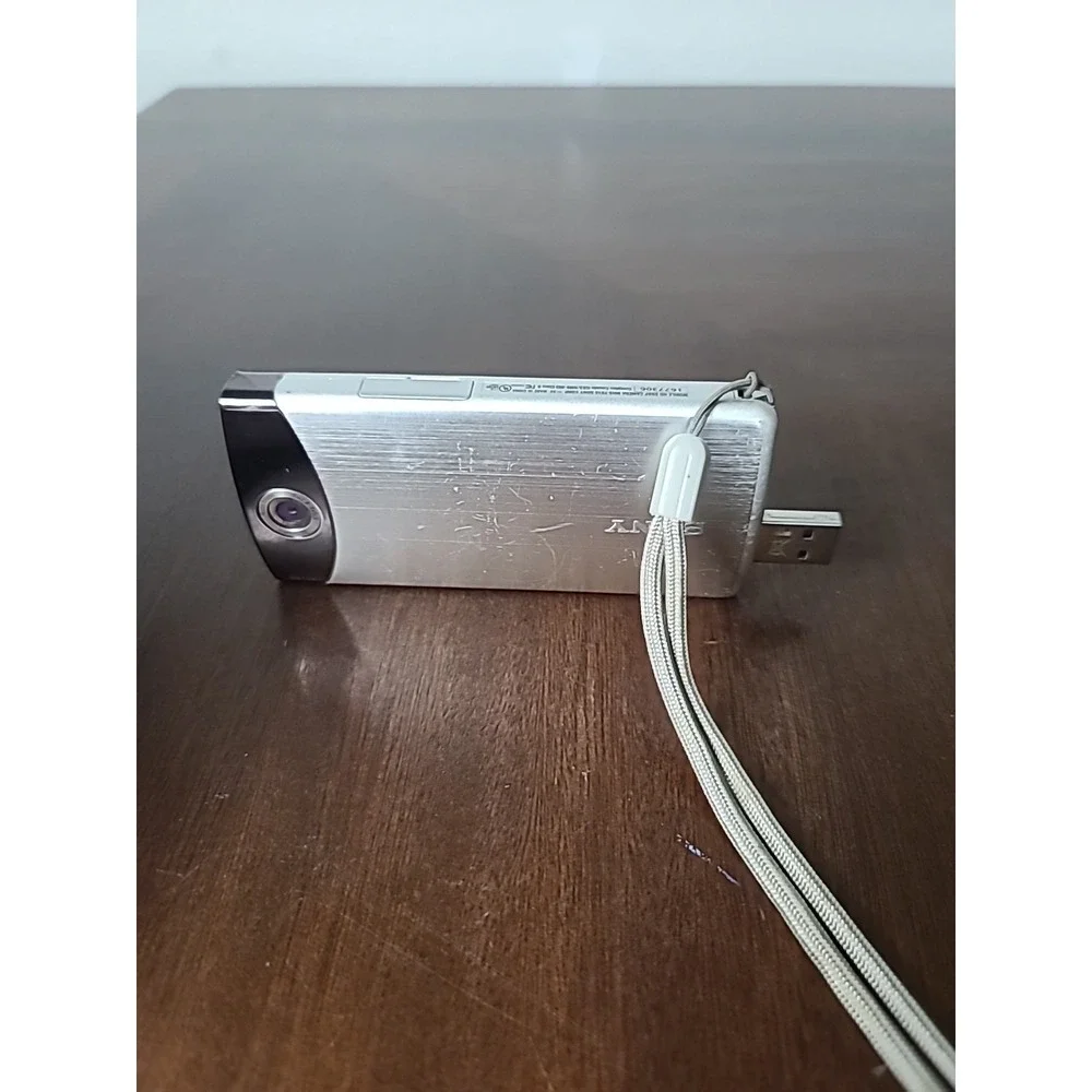Sony Bloggie HDMI Mobile Snap Camera MHS-TS10 Silver Parts Only